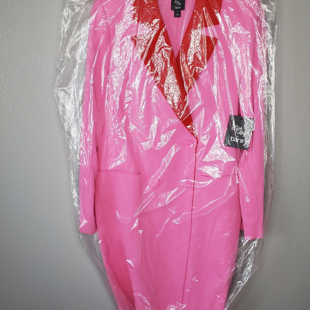 Beau Tilly x Bar III pink coat with collars